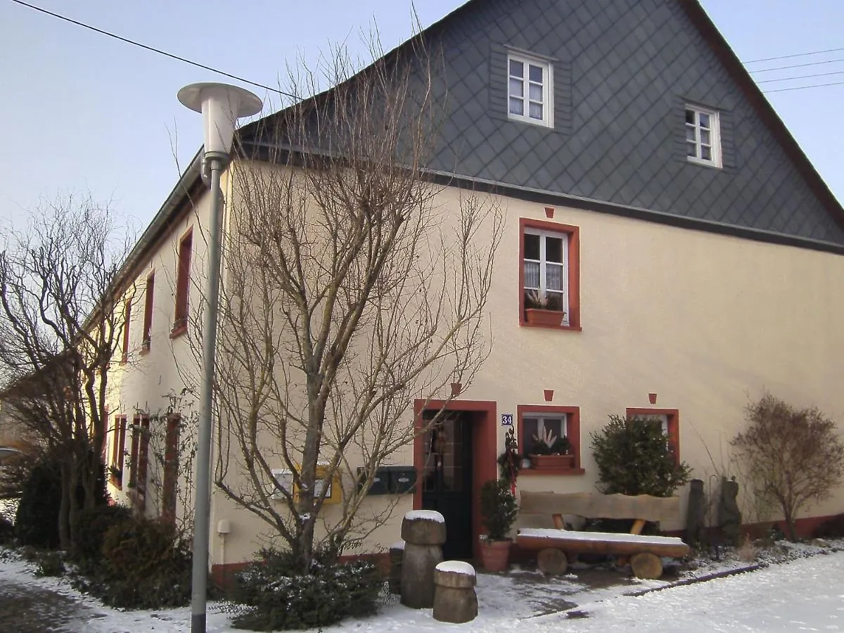 Apartment With Animal Zoo And Sun Terrace Morscheid-Riedenburg
