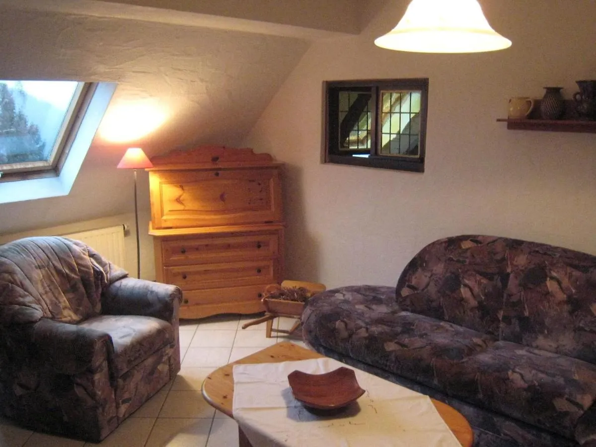 Apartment With Animal Zoo And Sun Terrace Morscheid-Riedenburg Germany